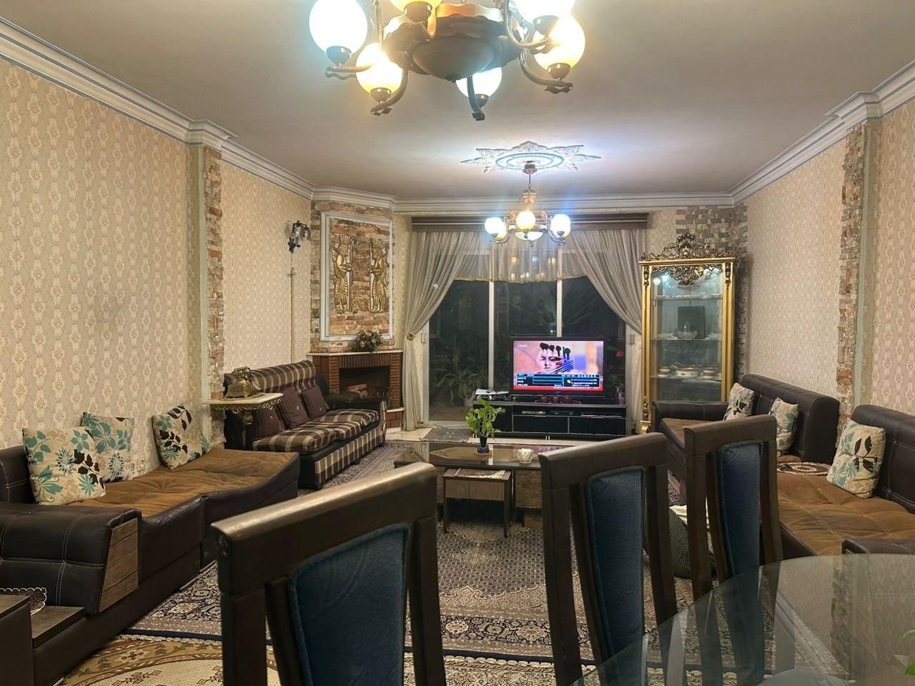 135 متر مجتمع گلسار