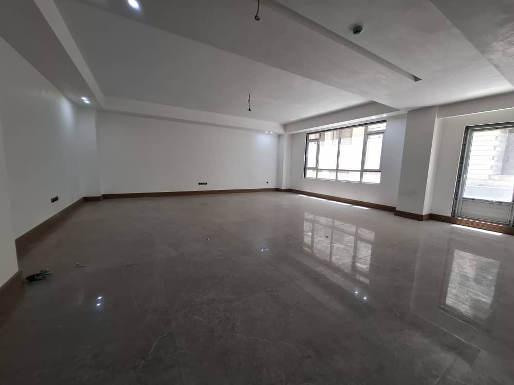 180 متر + 50 متر حیاط