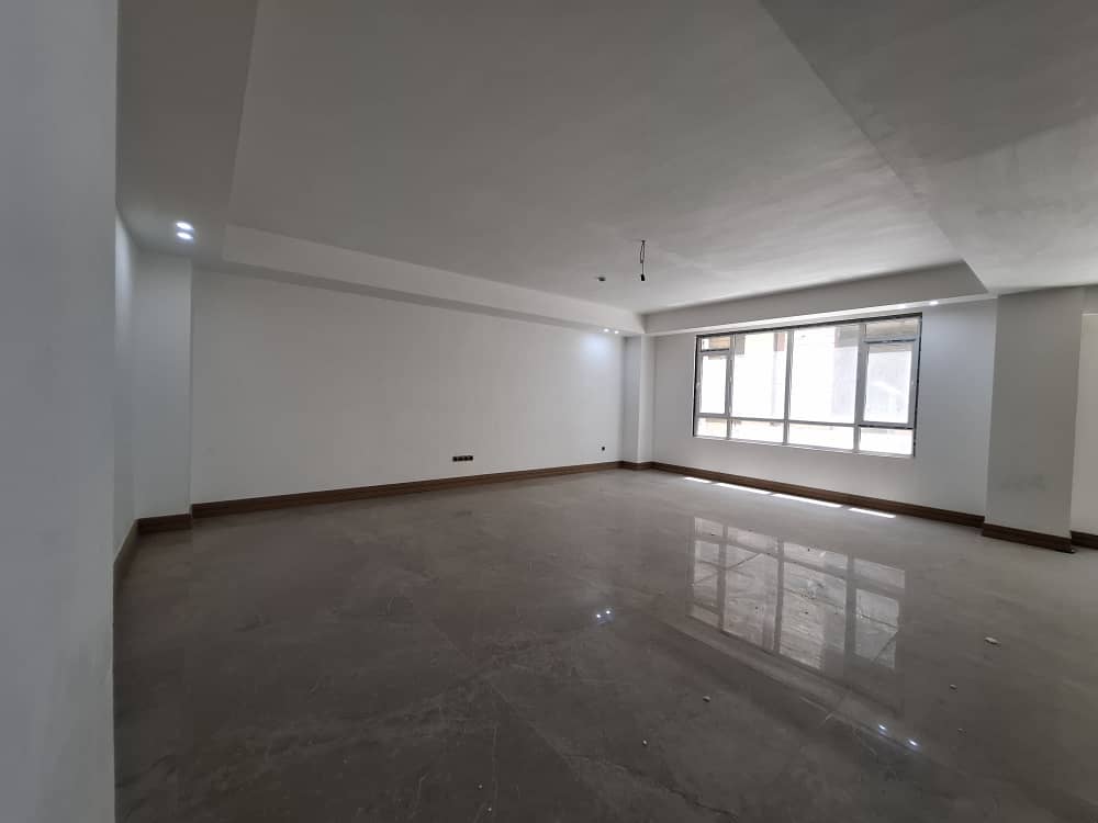 180 متر + 50 متر حیاط