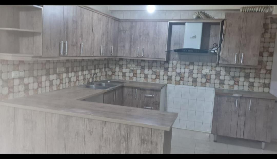 فاز 3 / محله 19 / ویلایی زیر همکف / 150 م / 3 خ   1404/05/20