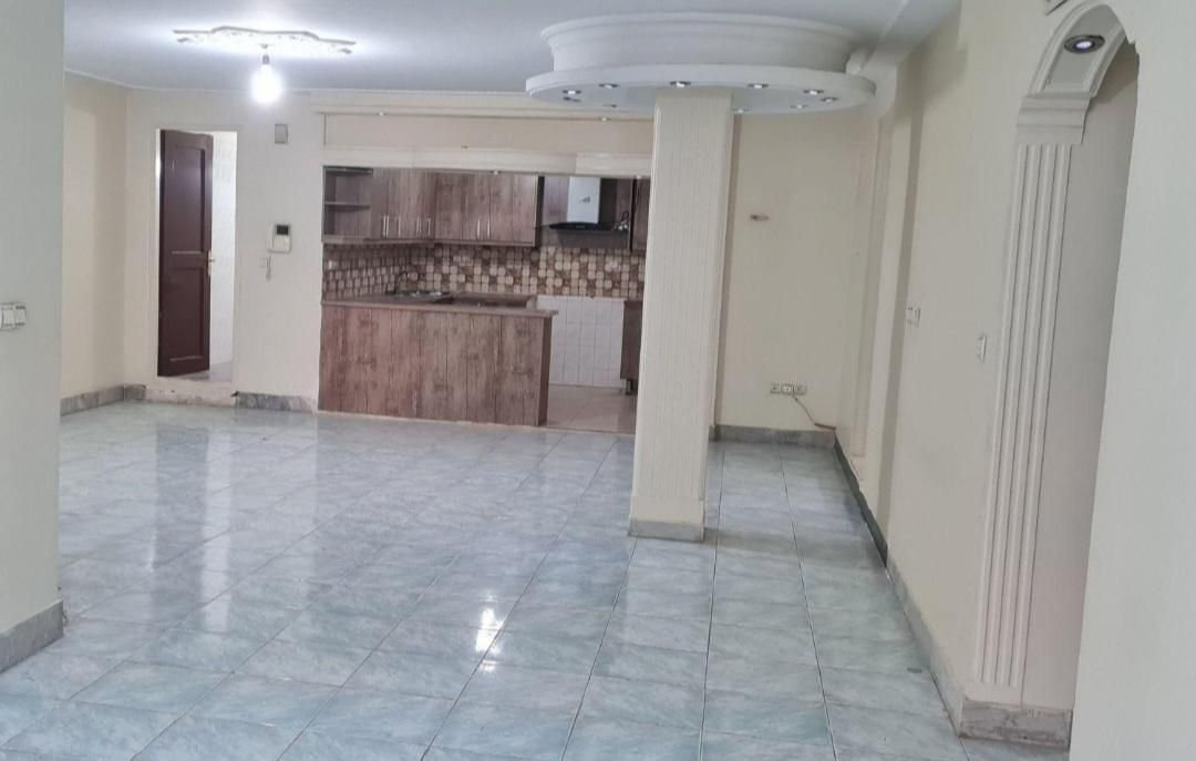فاز 3 / محله 19 / ویلایی زیر همکف / 150 م / 3 خ   1404/05/20