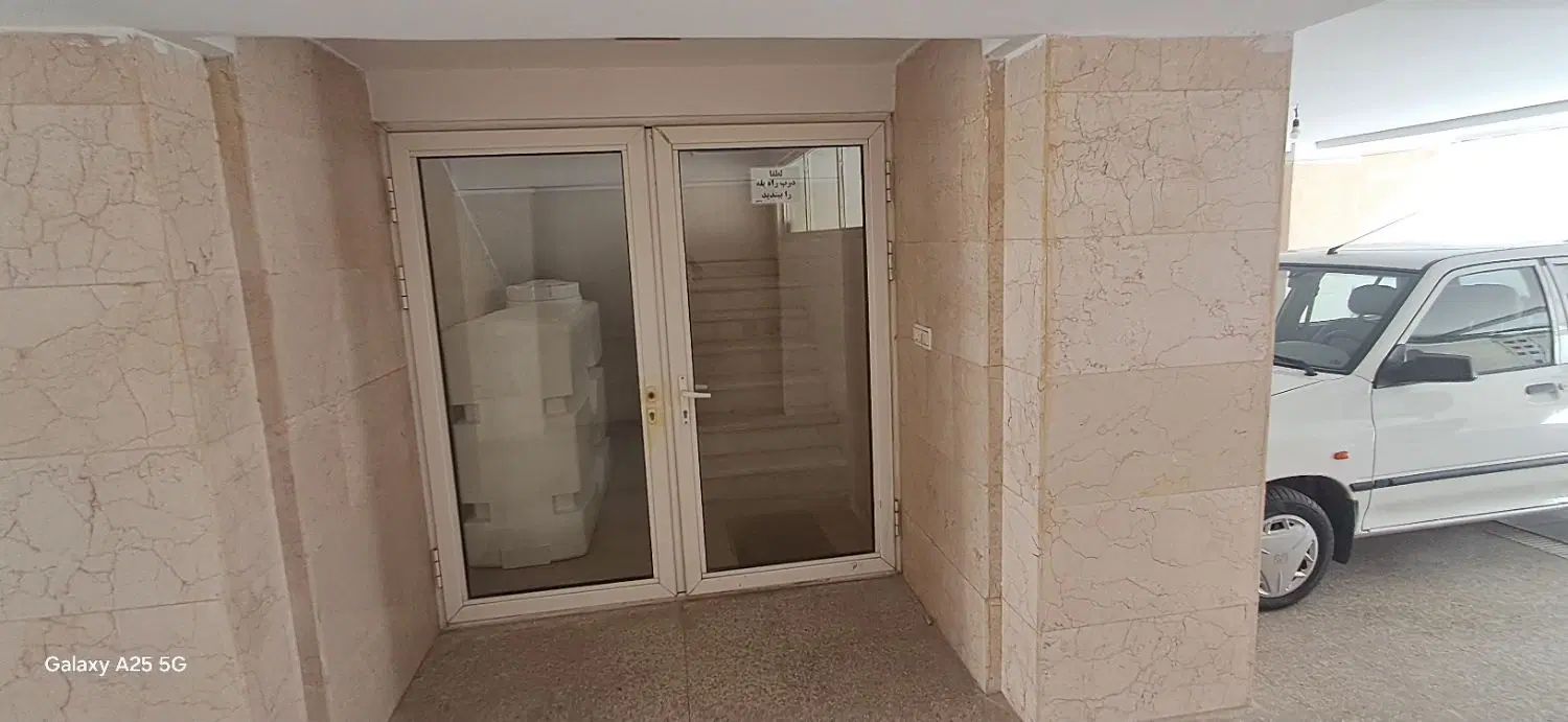 شهرک صدف / بوستانها / 64 متری / 1 خ / ط 3 / پ/ا/ب