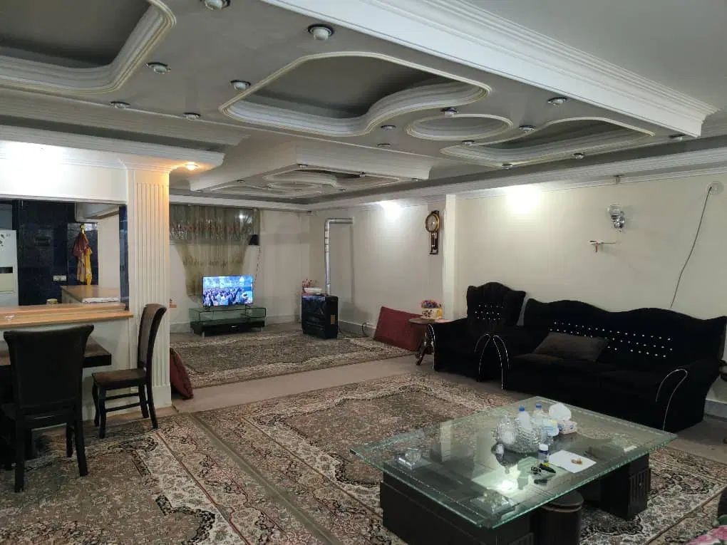 ویلایی دو طبقه مجزا دو نبش