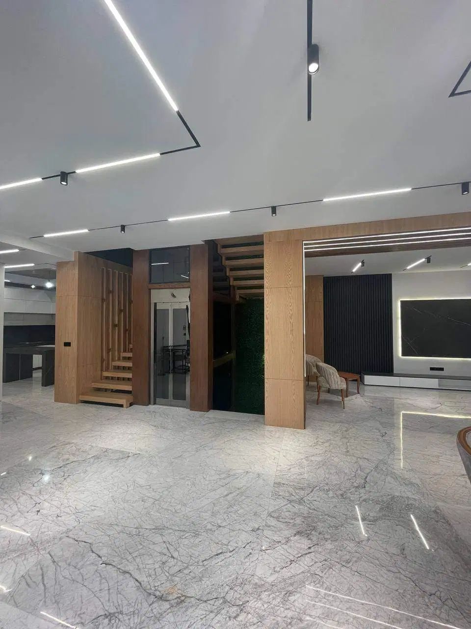 ویلایی تریبلکس فول مدرن