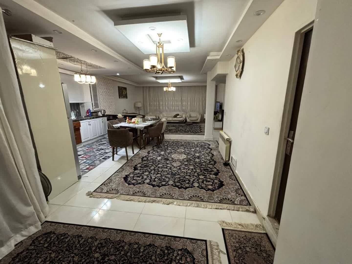آپارتمان 105 متری 