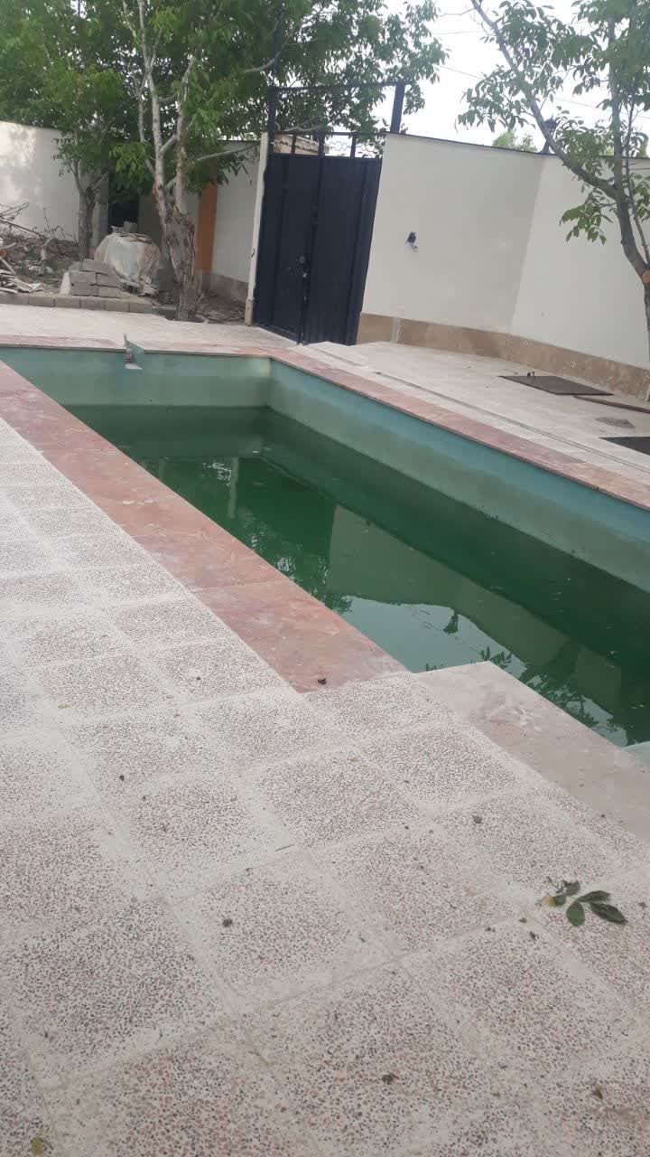 1300 متر دوکله نزدیک بلوار