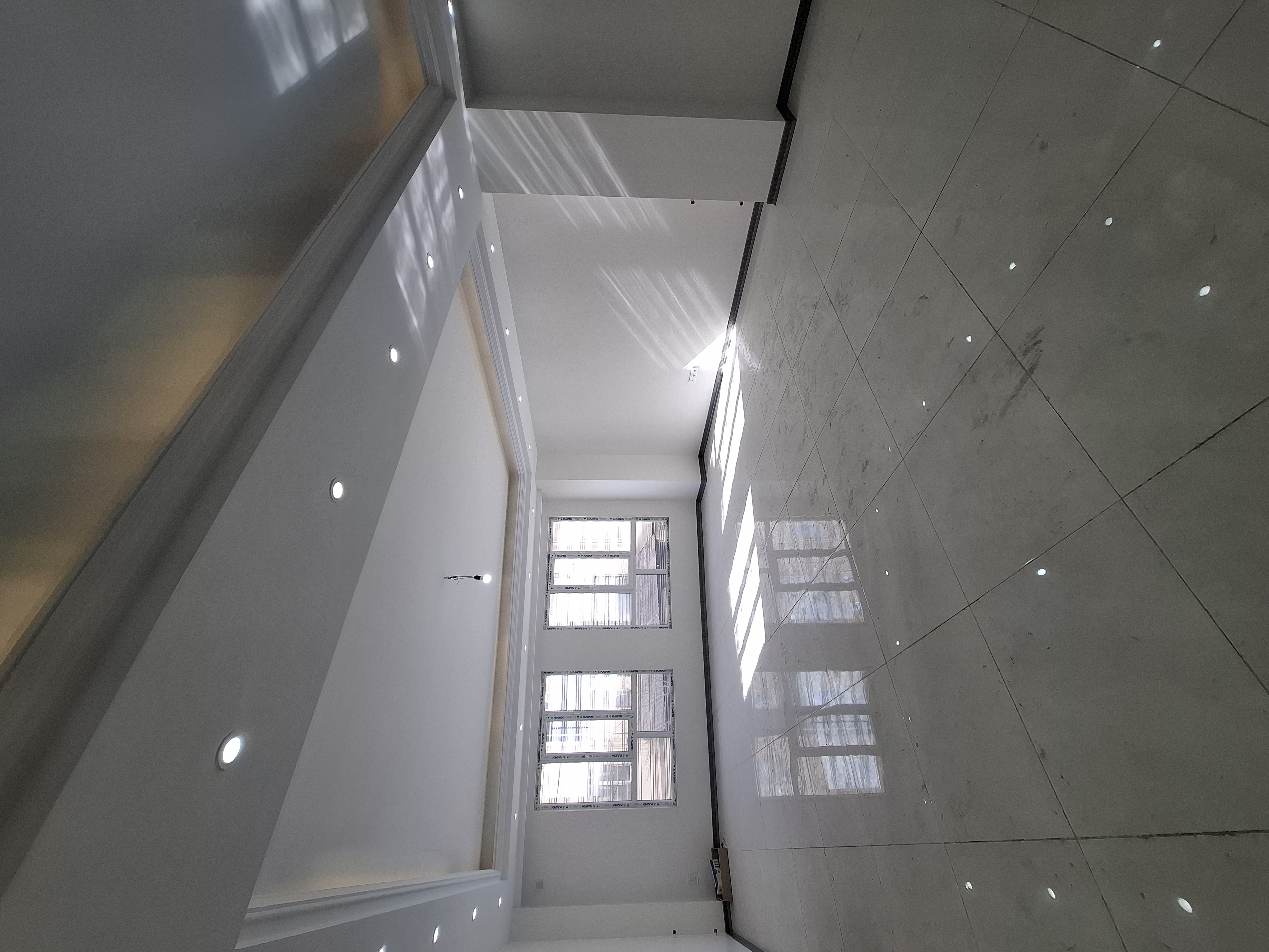 120 متر شهدای گمنام